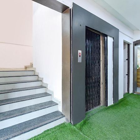 Fabhotel Star Ахмедабад Екстериор снимка